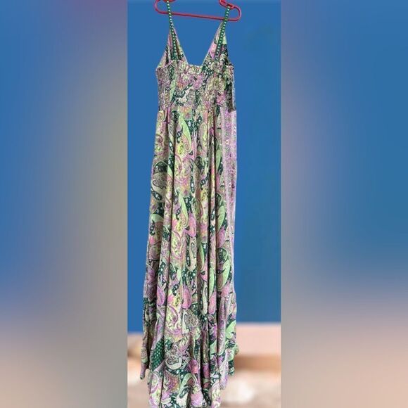 Gorgeous paisley print dress - Picture 2 of 7